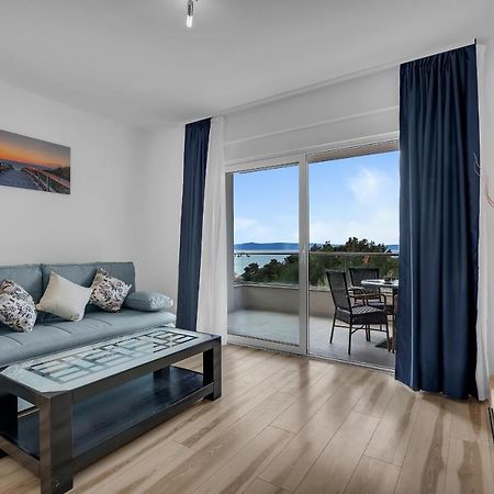 Apartments Lujnovic Makarska Eksteriør bilde