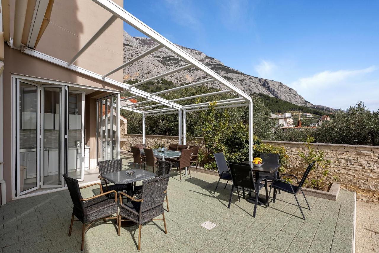 Apartments Lujnovic Makarska Eksteriør bilde